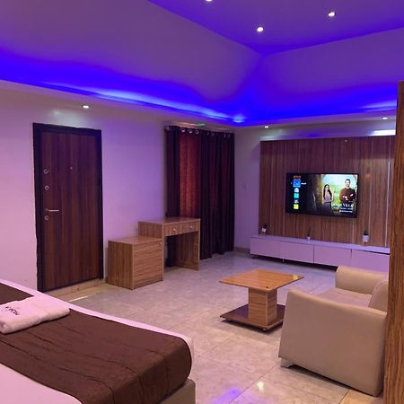 Presken Hotels @ Victoria Island Apese エクステリア 写真
