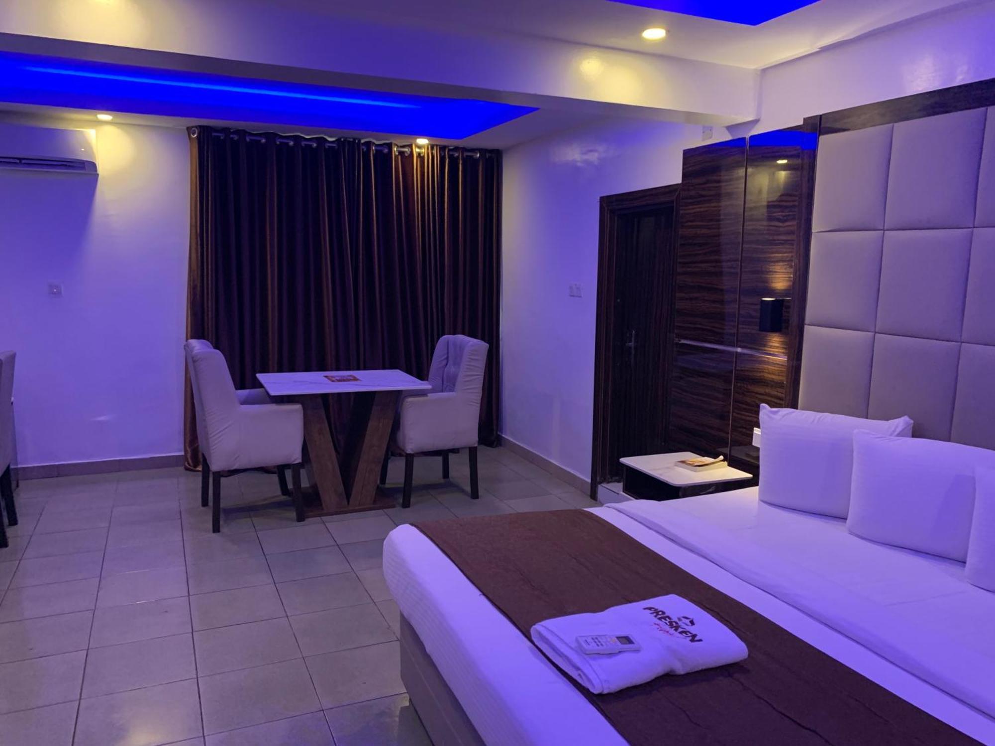 Presken Hotels @ Victoria Island Apese エクステリア 写真
